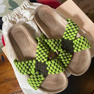 Marea Sandals